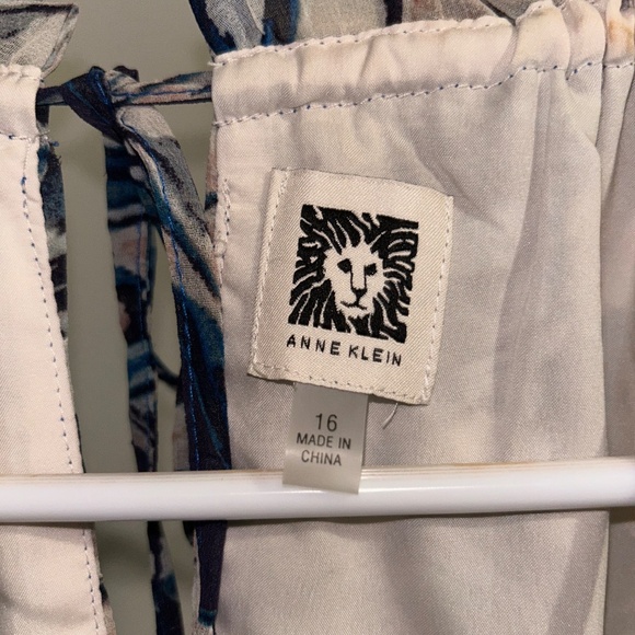 Anne Klein - Picture 3 of 5